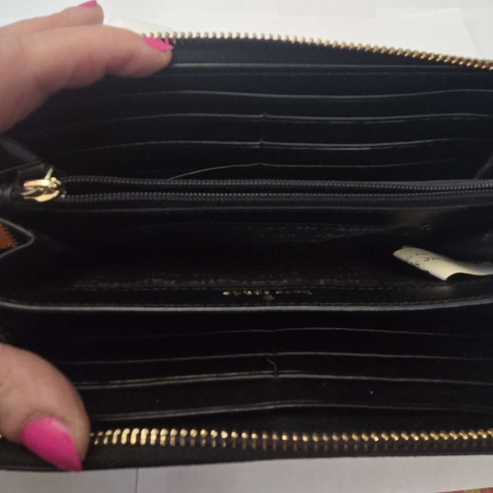 Kate Spade Bifold Black And White Swan Design Wallet - Picture 8 of 12
